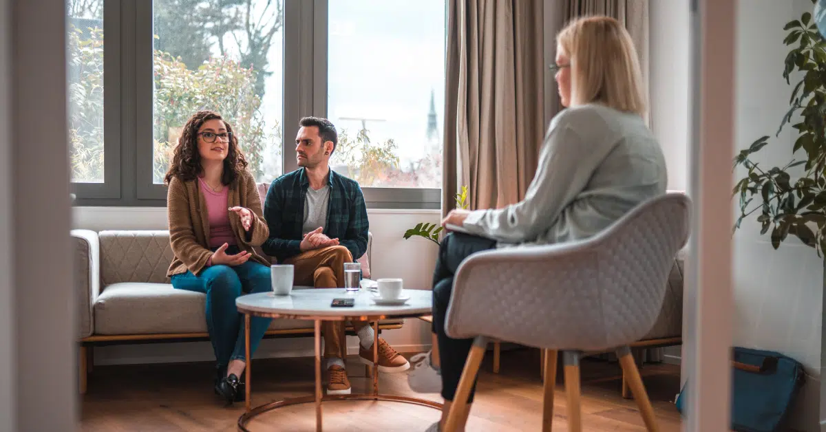 When to Seek Couples Therapy